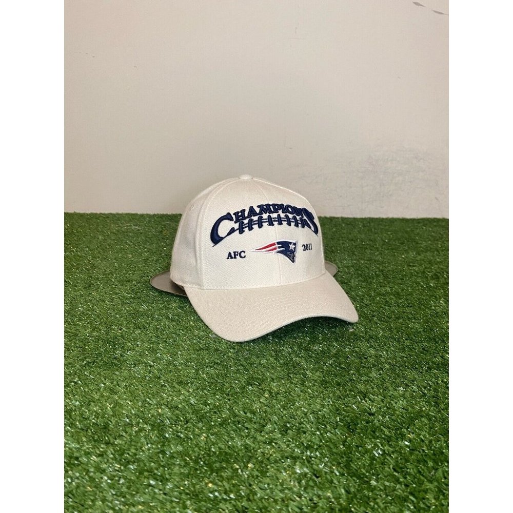New England Patriots hat cap snap back white retro Y2K Tom Brady Reebok 2011 - Picture 2 of 12
